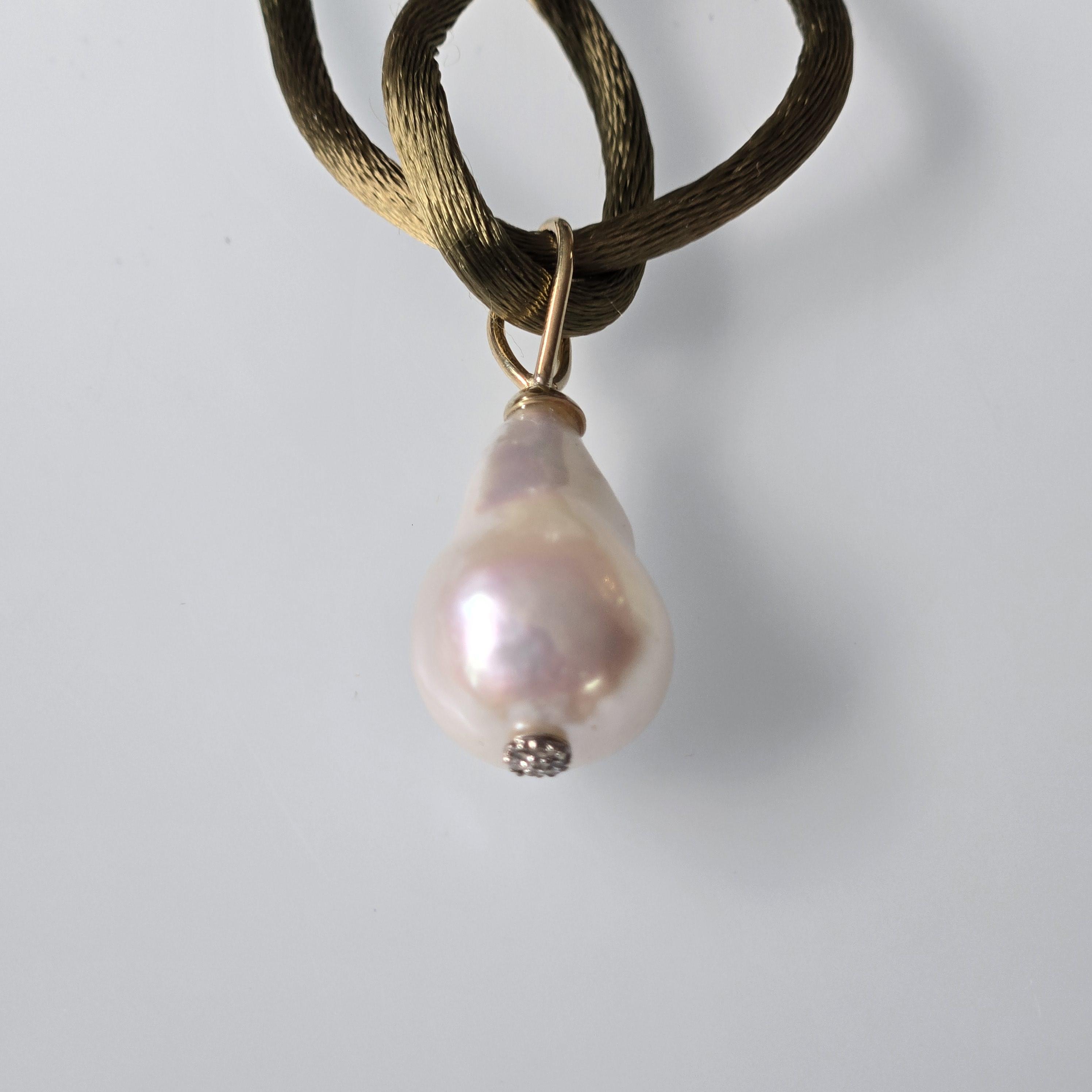 Perlanhänger mit Brillant I Barock I 585 I 0,01ct