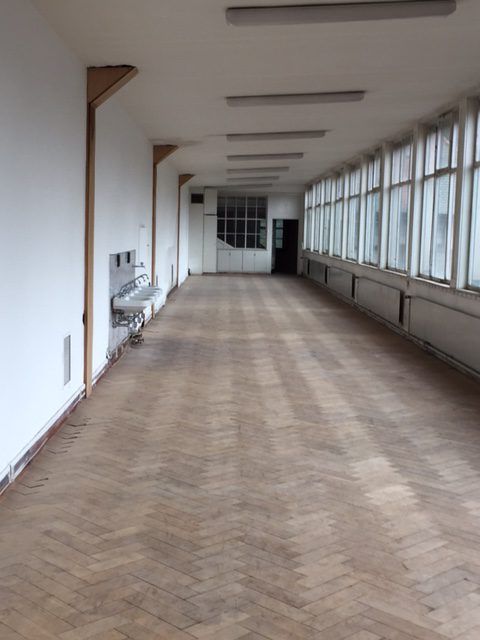 Terassenbau heute - Leer - Soll aber nicht so bleiben: Bald wird hier das Junghans-Museum eröffnet Leerer Terassenbau - Junghans