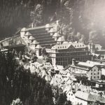 Historische Aufname Junghans Uhrenfabrik Historisches Foto des Junghans Terassenbaus in Schrammberg